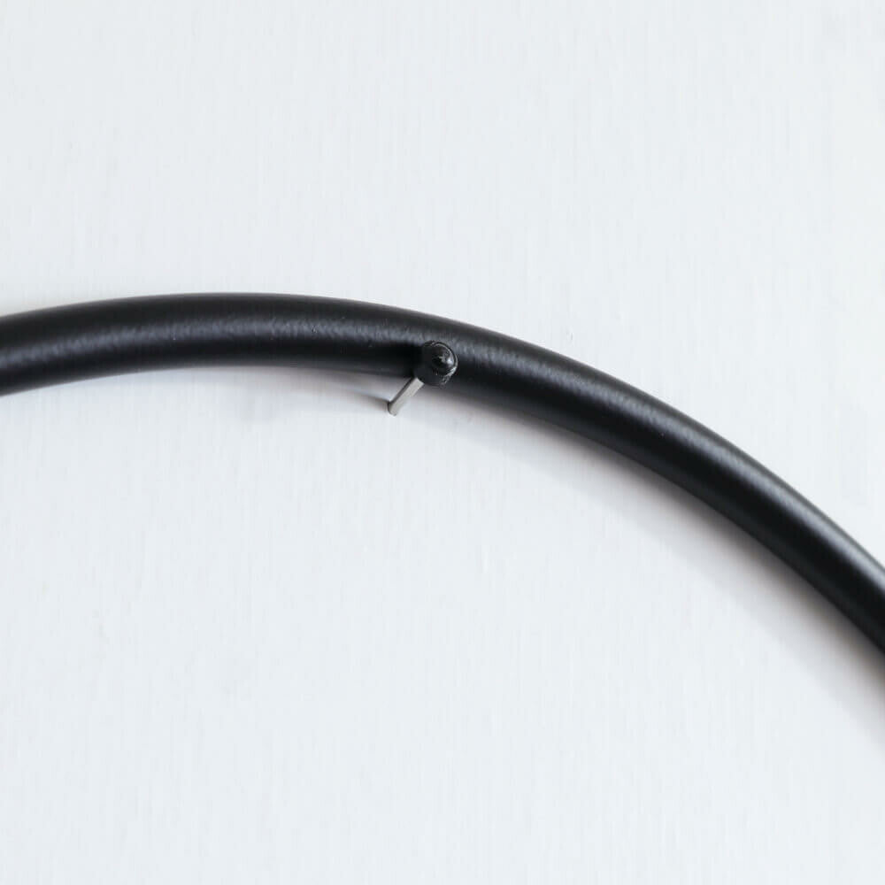 ウォールアクセント　壁飾り　壁掛け　2匹のネコ　黒