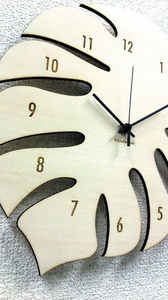 シルエットが可愛いハワイアン・アジアンテイストの掛け時計　Silhouette Clock（Monstera/モンステラ）