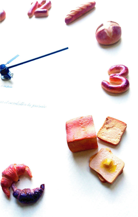 パン屋さん、カフェ、パン好きさん必見！かわいいパンの掛時計[Horloge du pain]